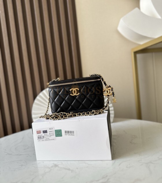 Ch**el Lamskin Leather Vantity Case With Chain Black  Size 17x9.5x8CM Master Quality