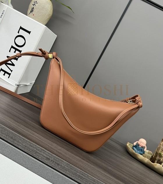 L0ew* Mini Hammock Hobo Bag Calfskin Leather Caramel Size 28×17×9.5cm Master Quality