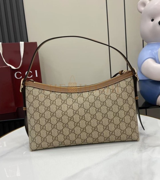 Gvc*1 GG Emblem Fall Collection Beige Ebony GG Canvas Shoulder Bag 30×19×11cm Master Quality