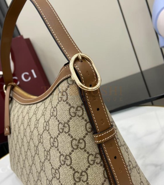 Gvc*1 GG Emblem Fall Collection Beige Ebony GG Canvas Shoulder Bag 30×19×11cm Master Quality