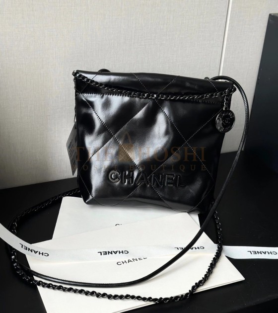 Ch**el 22 Mini Bag Calfskin Leather Black Size 19*6*20CM