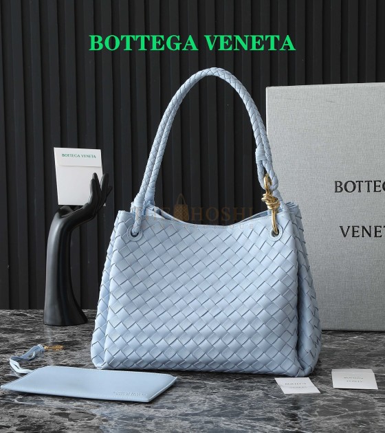 B0tt*ga Ven*ta Parachute Bag in Fondant Intrecciato Lambskin Size 30*26*20CM Master Quality