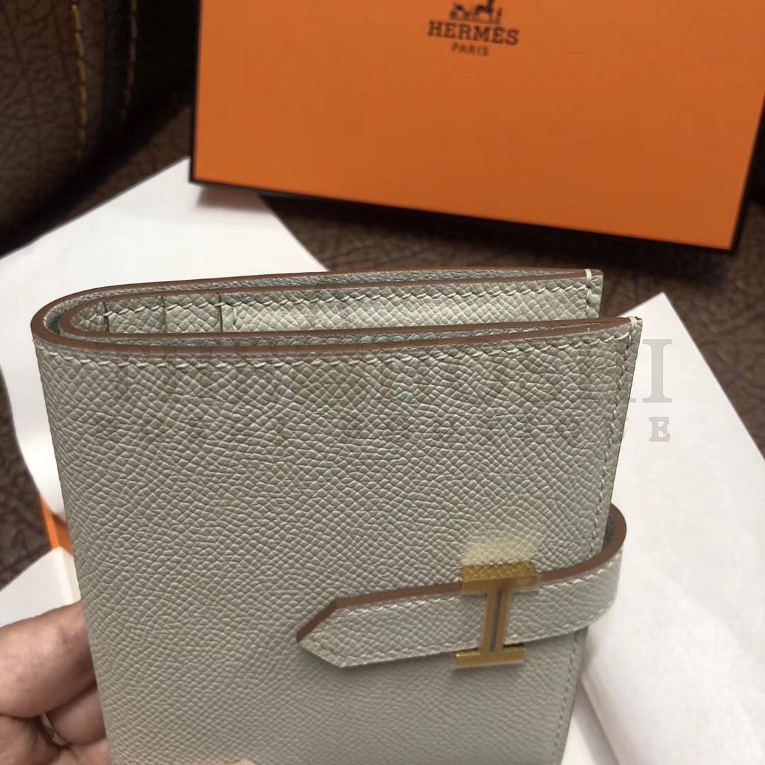 H**me5 Bearn Compact Wallet In Pearl Grey Epsom Leather Master Quality