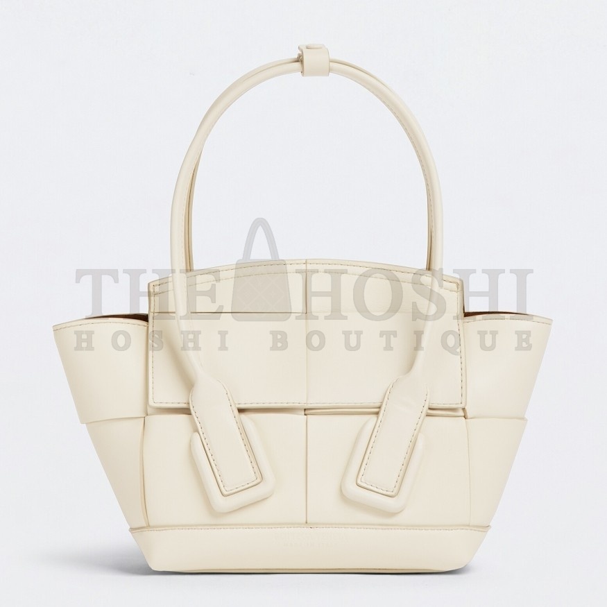 B0tt*ga Ven*ta Mini Arco Bag In White Intrecciato Calfskin Master Quality