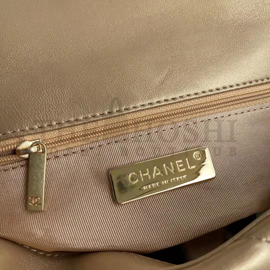Ch**el CC Women 19 Handbag Metallic Lambskin Gold Silver Tone Gold Bag Master Quality