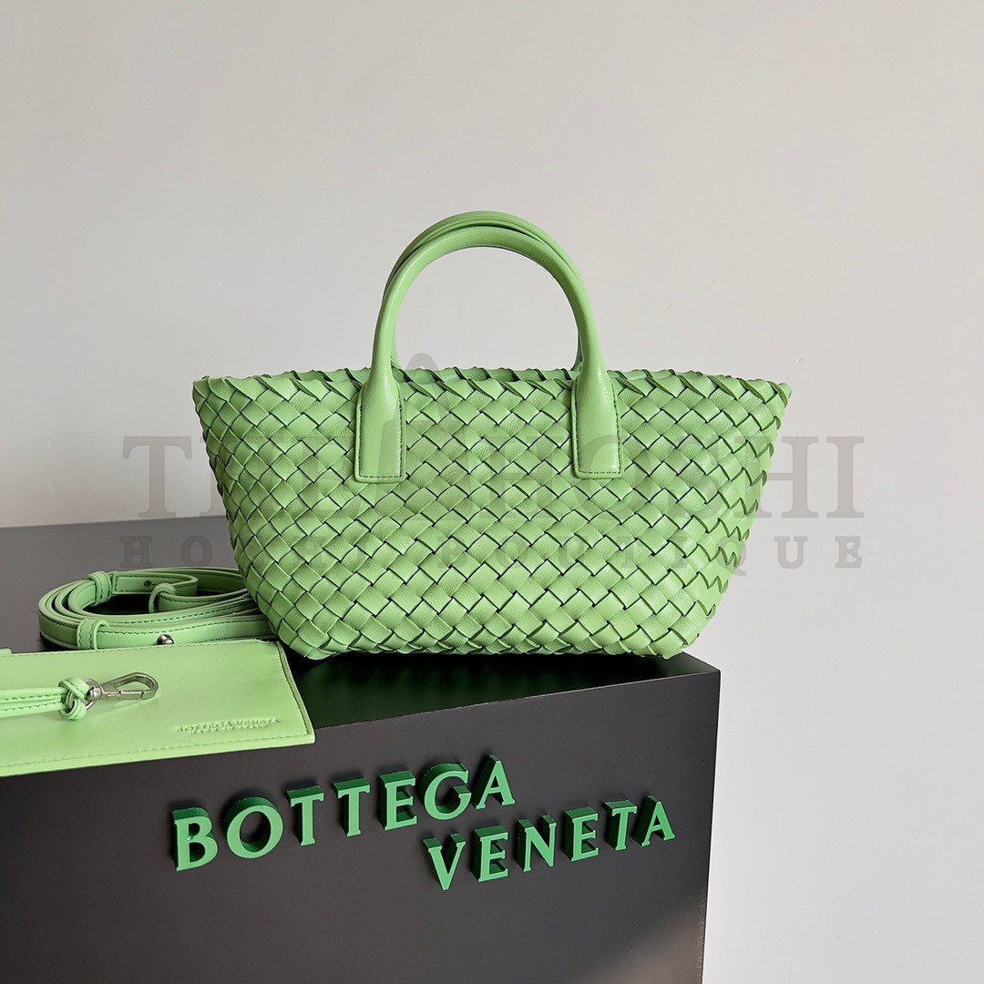 B0tt*ga Ven*ta Cabat Mini Bag In Pistachio Intrecciato Lambskin Master Quality