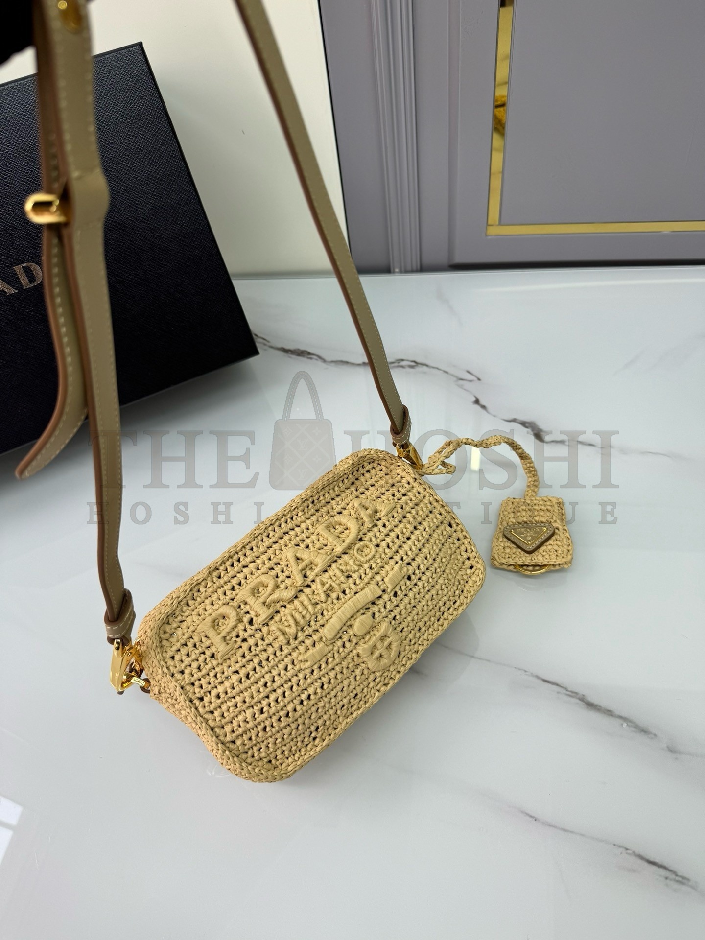 Pra*a Crochet Shoulder Bag in Natural Raffia-effect Yarn Master Quality