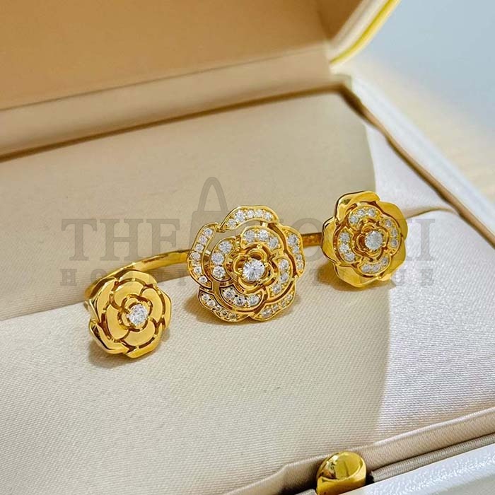 Ch**el Women CC Extrait De Camelia Transformable Ring 18K Rose Gold D1am0nds Master Quality