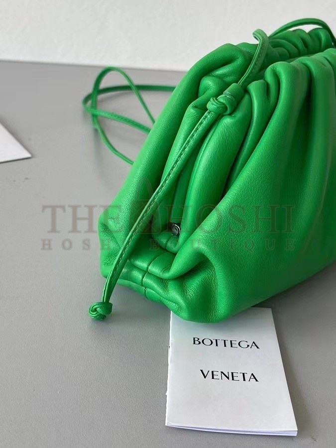 B0tt*ga Ven*ta Mini Pouch In Green Calfskin Master Quality