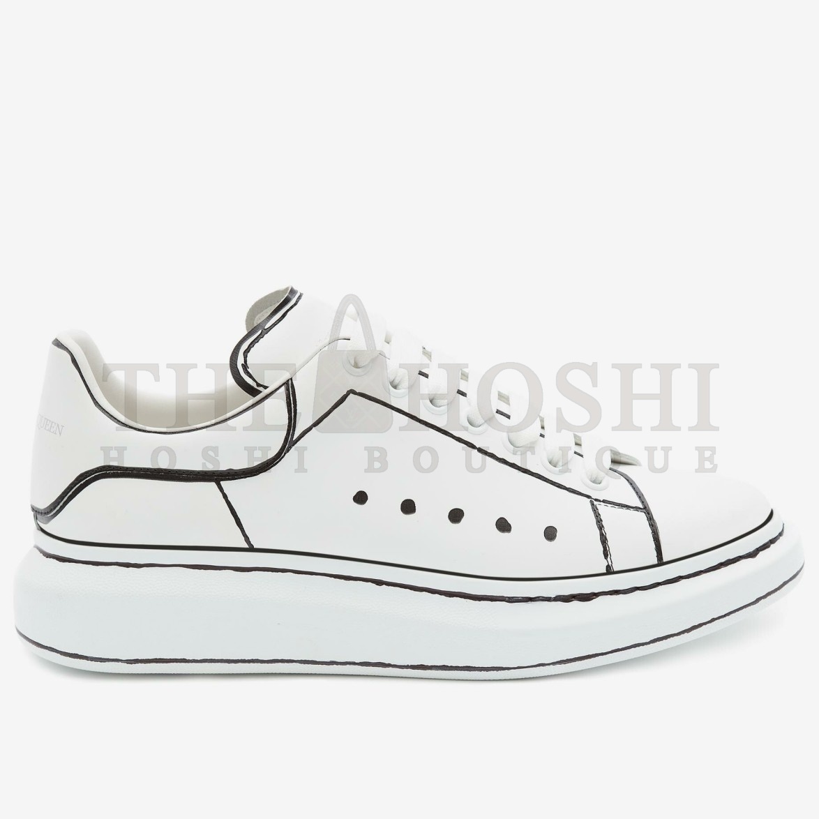 A1exa*der Mcqv*en Men's Oversized Sneakers With Black Outlines Master Quality