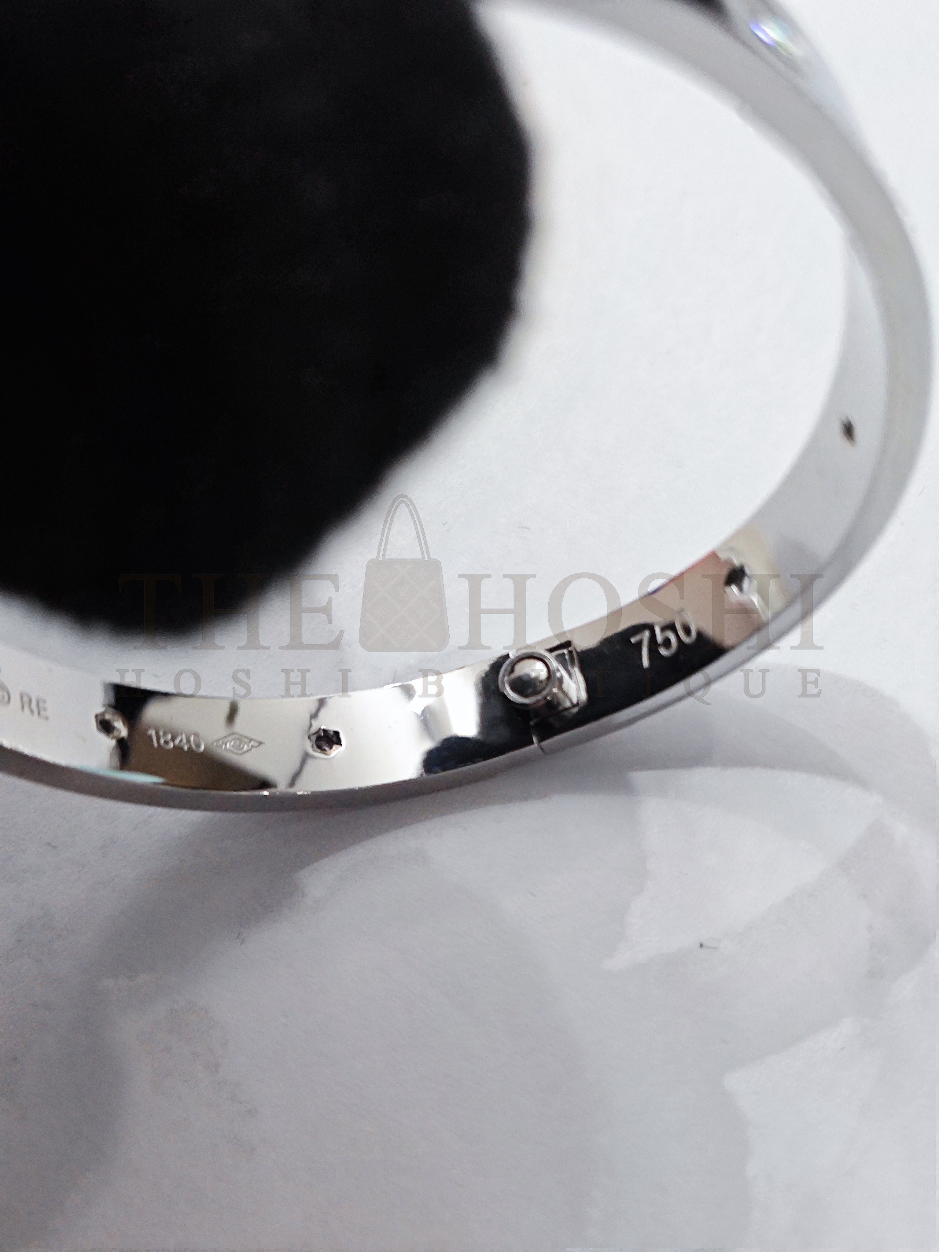 Ca*t1er Love Bracelet Dupe with Ten D1am0nds in White Gold Master Quality