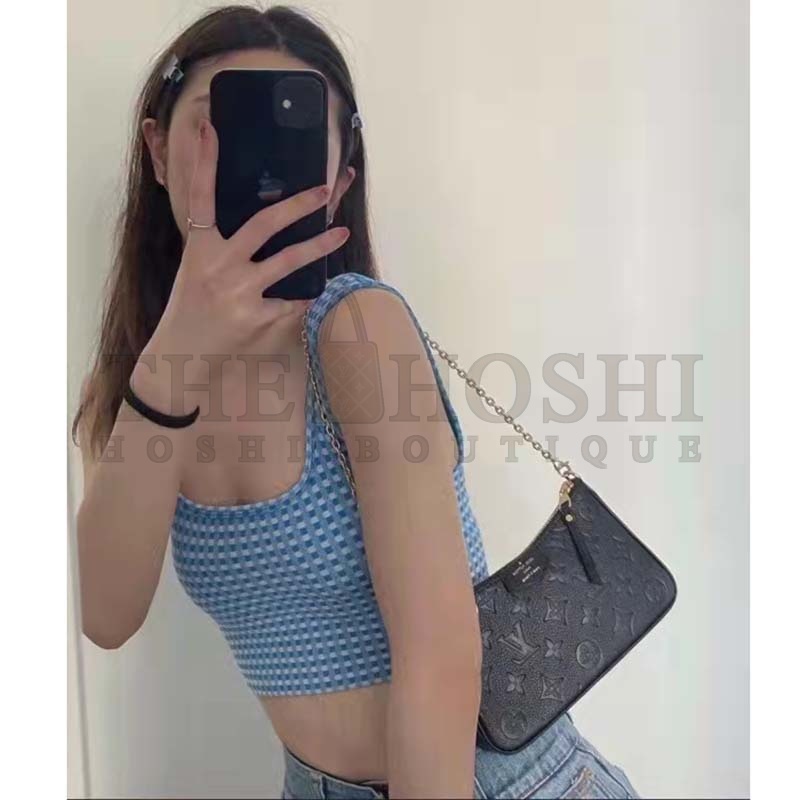 L0vis Vvtt0n LV Women Easy Pouch On Strap Black Monogram S*pple Grained Cowhide Master Quality