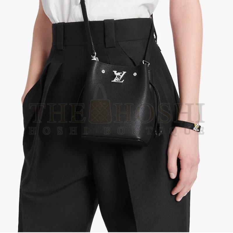 L0vis Vvtt0n LV Women Nano Lockme Bucket Bag Black Grained Calf Leather Master Quality