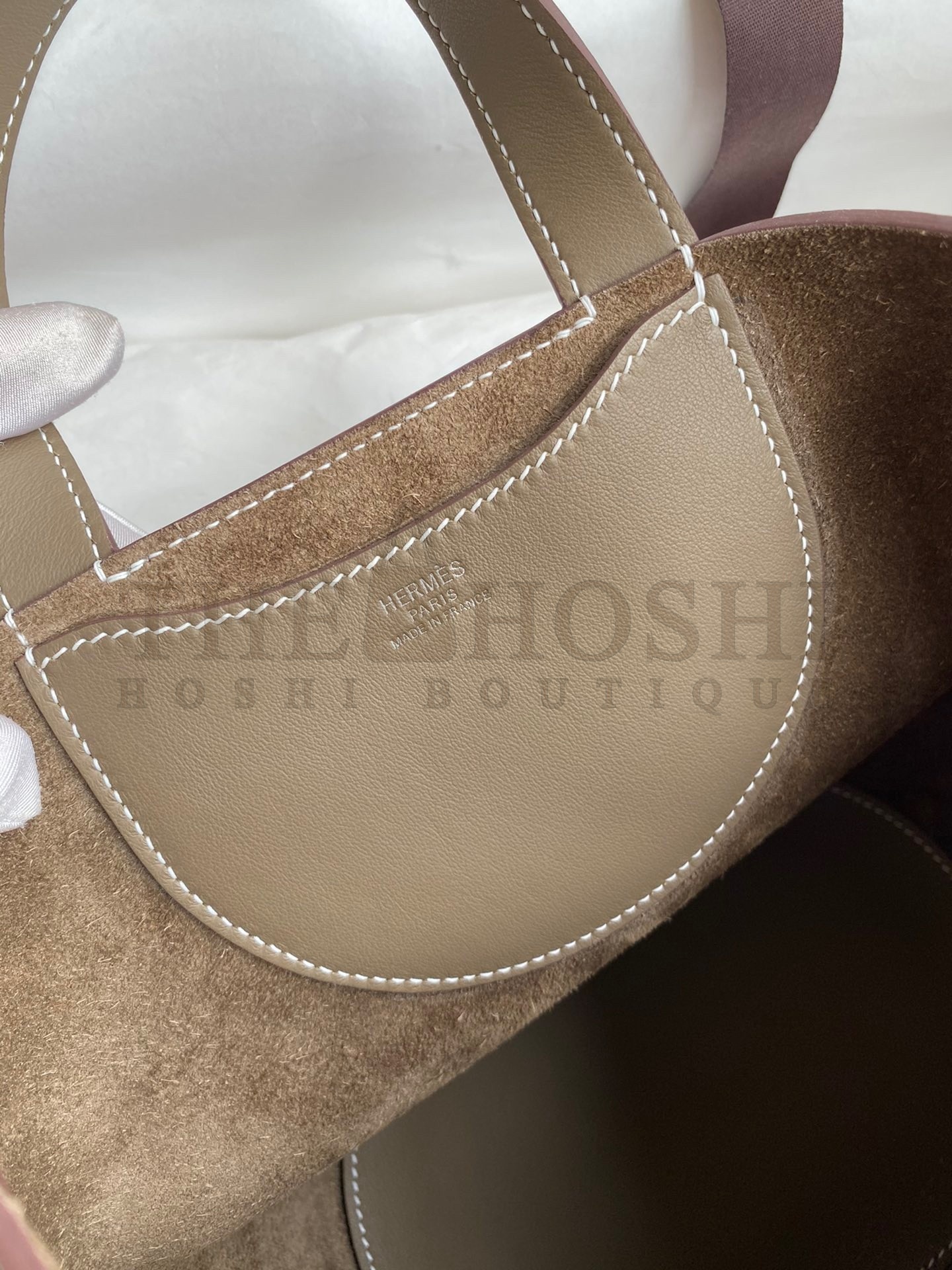 H**me5 In The Loop 18 Handmade Bag in Taupe Clemence Leatherther Master Quality