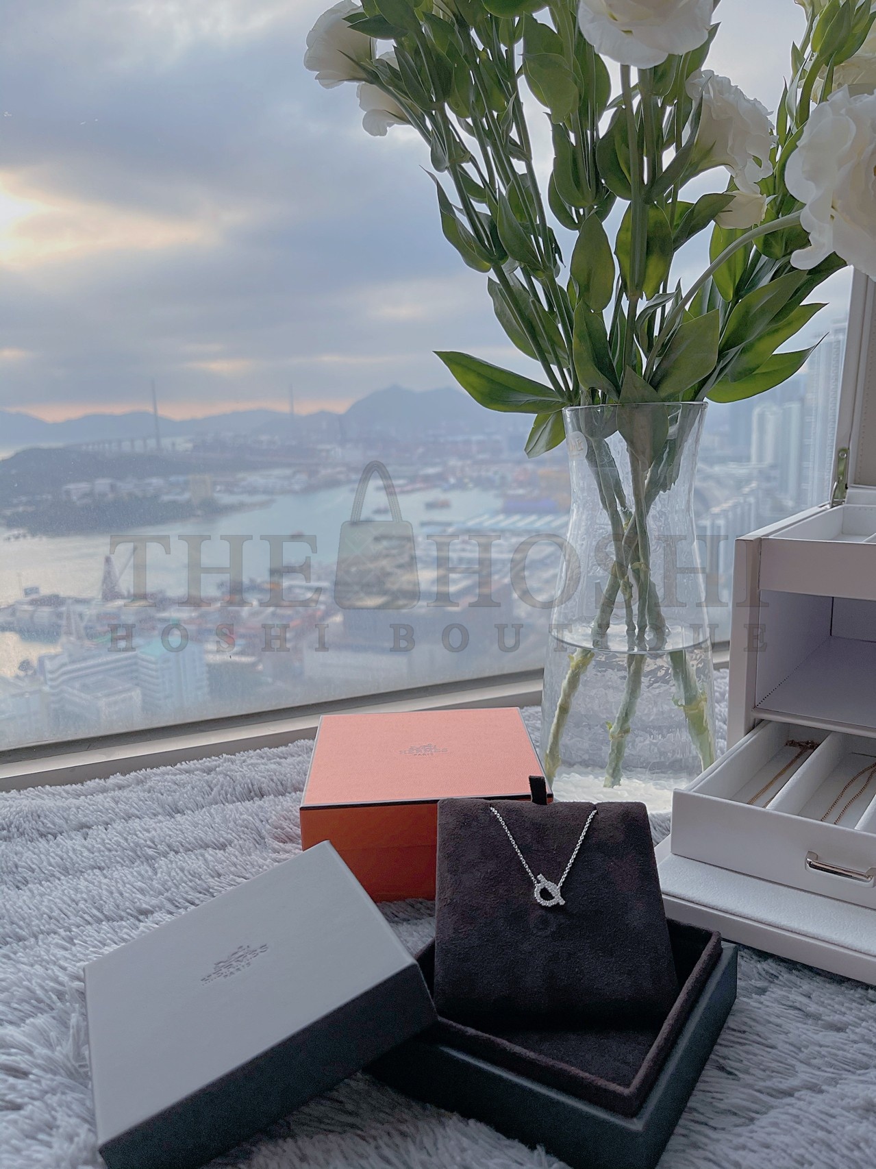 H**me5 Q-Shape Necklace with D1am0nds Master Quality