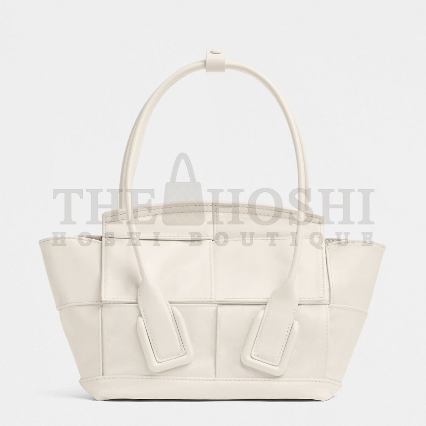B0tt*ga Ven*ta Arco Mini Bag In White Intrecciato Leather Master Quality