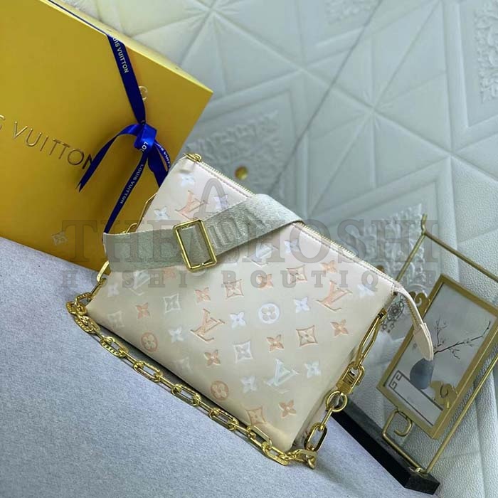 L0vis Vvtt0n LV Women Coussin PM Handbag Crème Beige Lambskin Cowhide Leather Master Quality