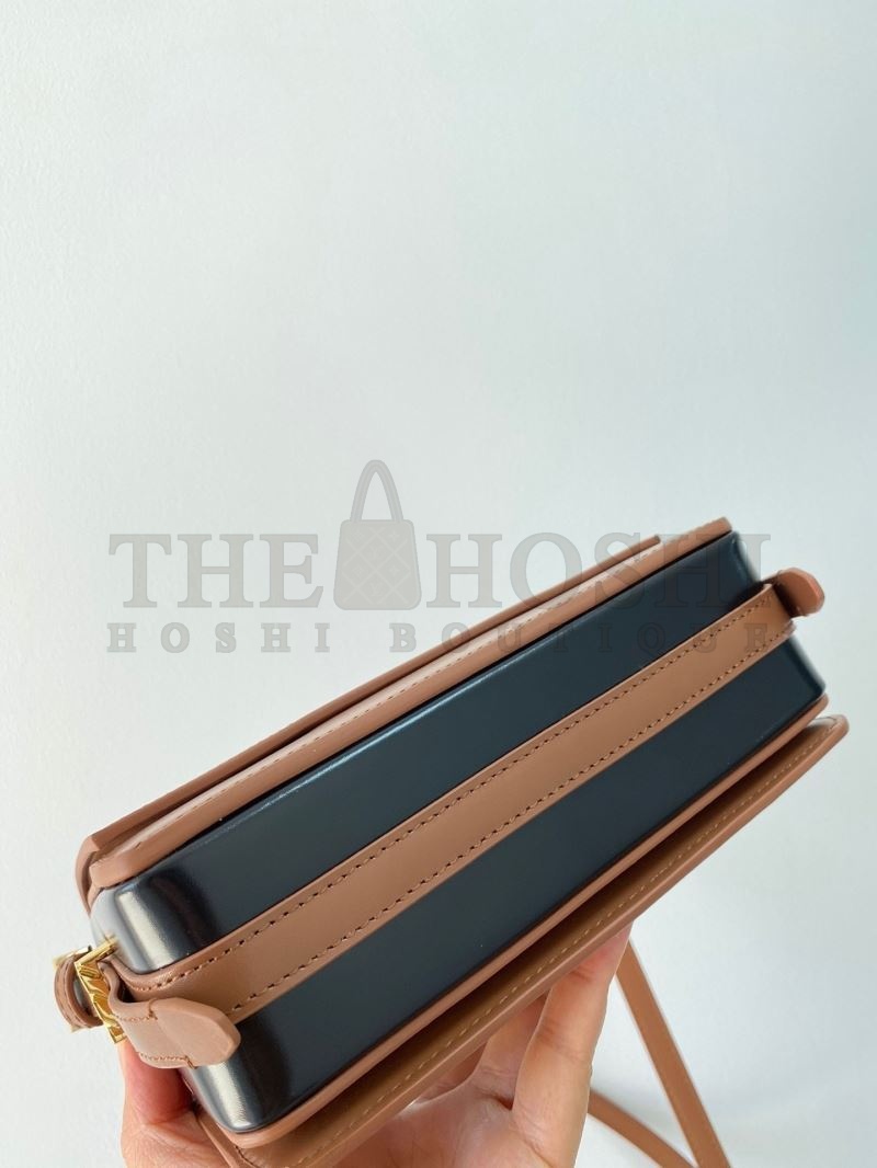 Bv*b*rry Clutch Bags Master Quality