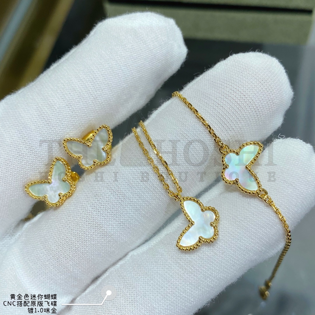 V*n Cl**f & Arpels Sweet Butterflies 18K yellow gold  earrings Master Quality