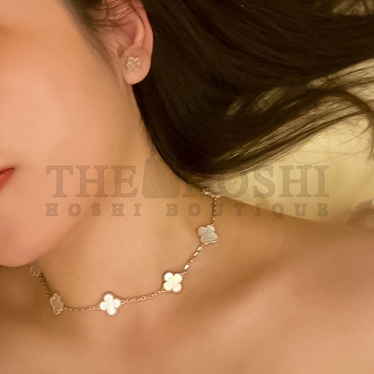 V*n Cl**f 10 motifs Necklace Replica Master Quality