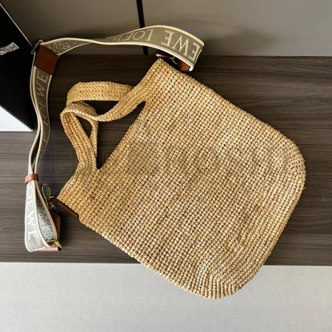 L0ew* Slit Tote Bag in Raffia and Calfskin Master Quality