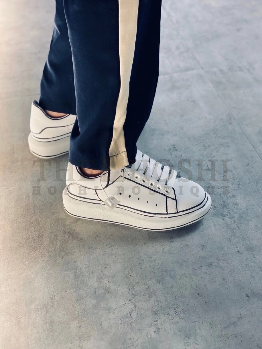 A1exa*der Mcqv*en Men