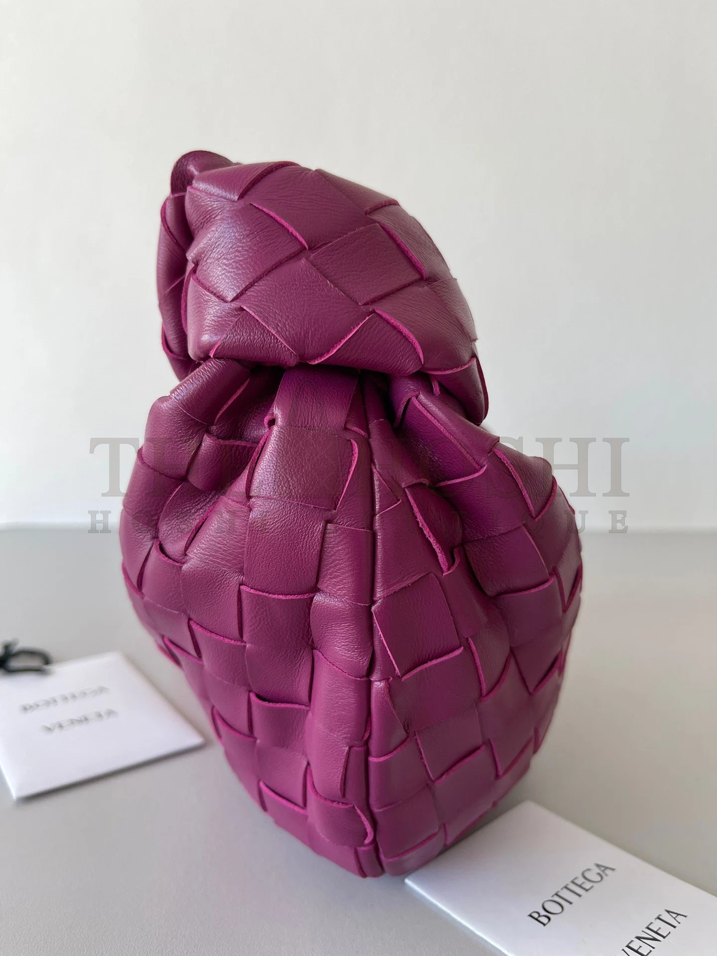 B0tt*ga Ven*ta BV Jodie Mini Bag In Cinnabar Intrecciato Lambskin Master Quality