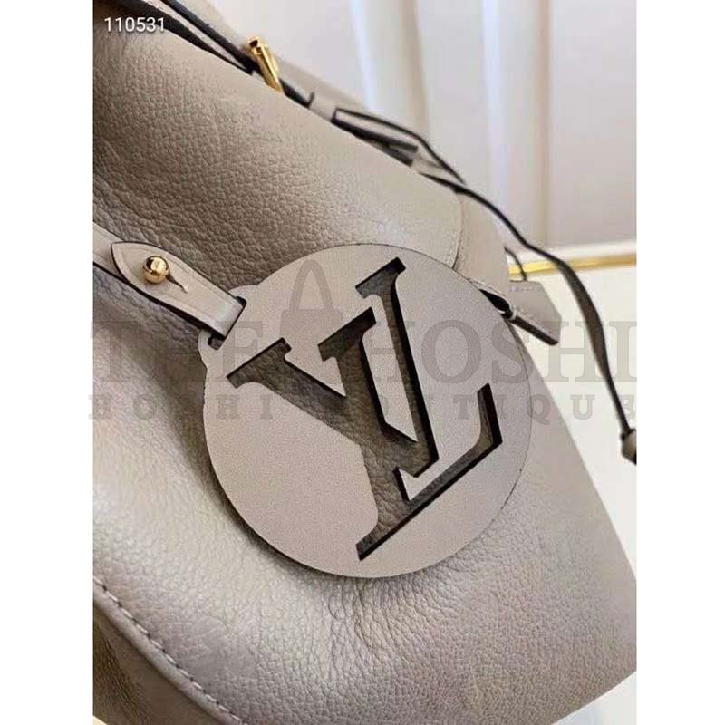 L0vis Vvtt0n LV Women Montsouris Backpack Monogram Empreinte Embossed Leather Master Quality
