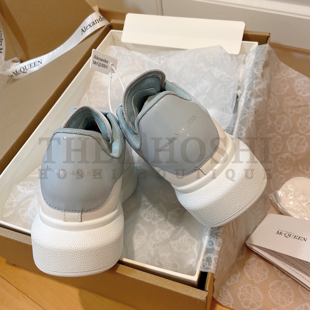 A1exa*der Mcqv*en Women