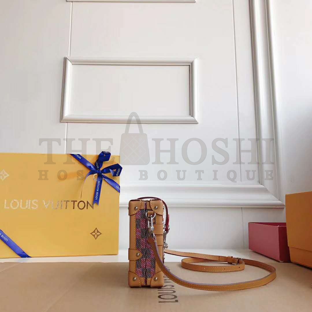 L0vis Vvtt0n LV Women Petite Malle Handbag Monogram LV Pop Print Master Quality