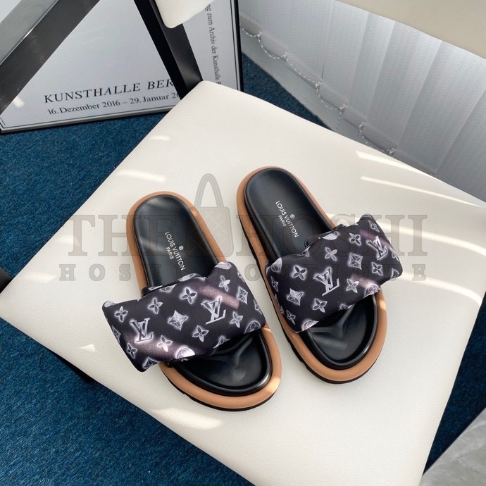 L0vis Vvtt0n LV Pillow Casual Slippers Slide Sandal Master Quality