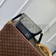 Mens LV Satchel bags Master Quality
