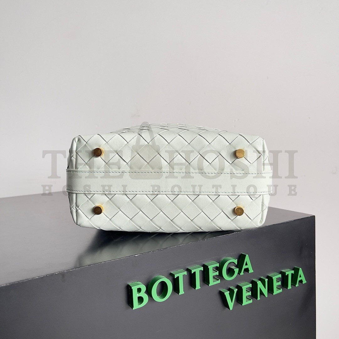 B0tt*ga Ven*ta Mini Wallace Bag in Glacier Intrecciato Calfskin Master Quality