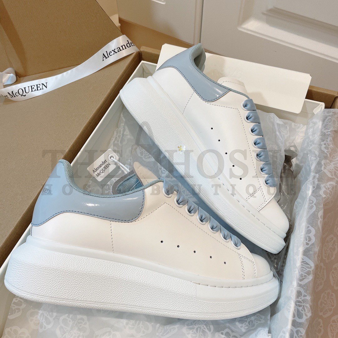 A1exa*der Mcqv*en Women