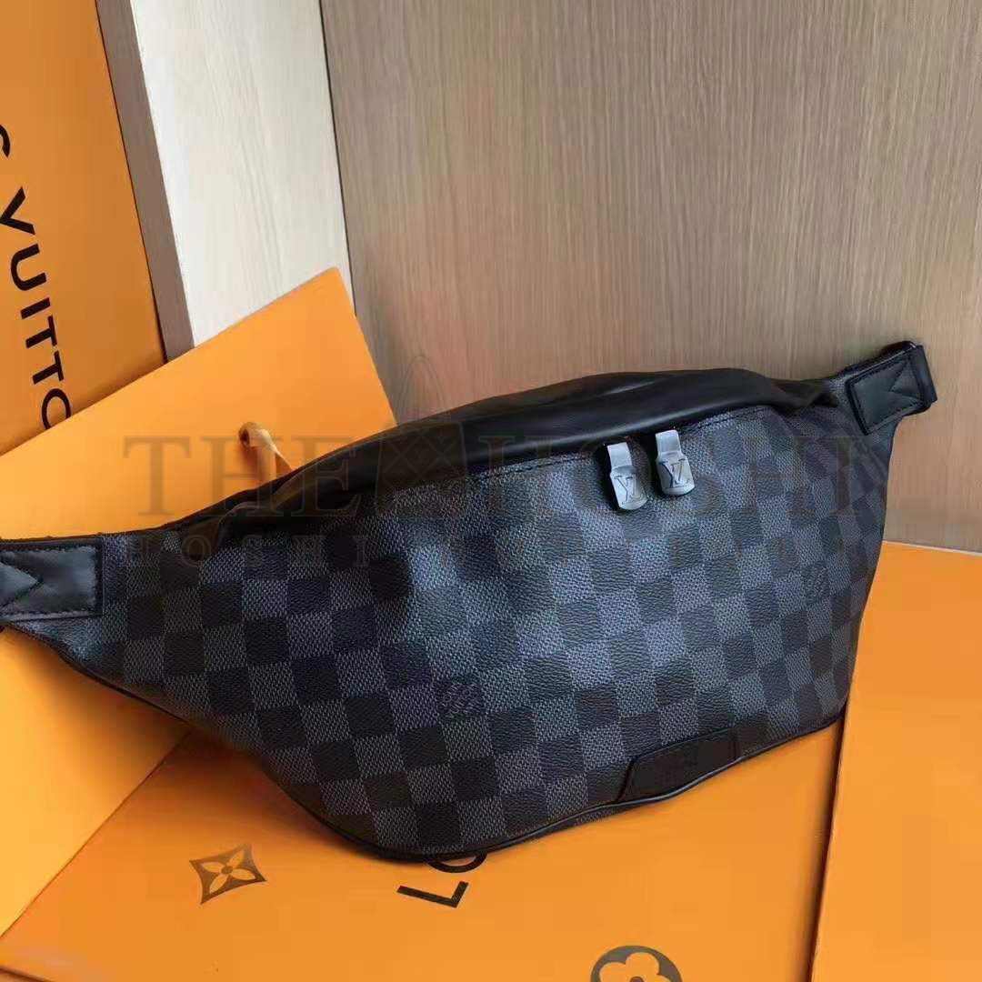 L0vis Vvtt0n LV Men Discovery Bumbag in Damier Graphite Canvas-Grey Master Quality