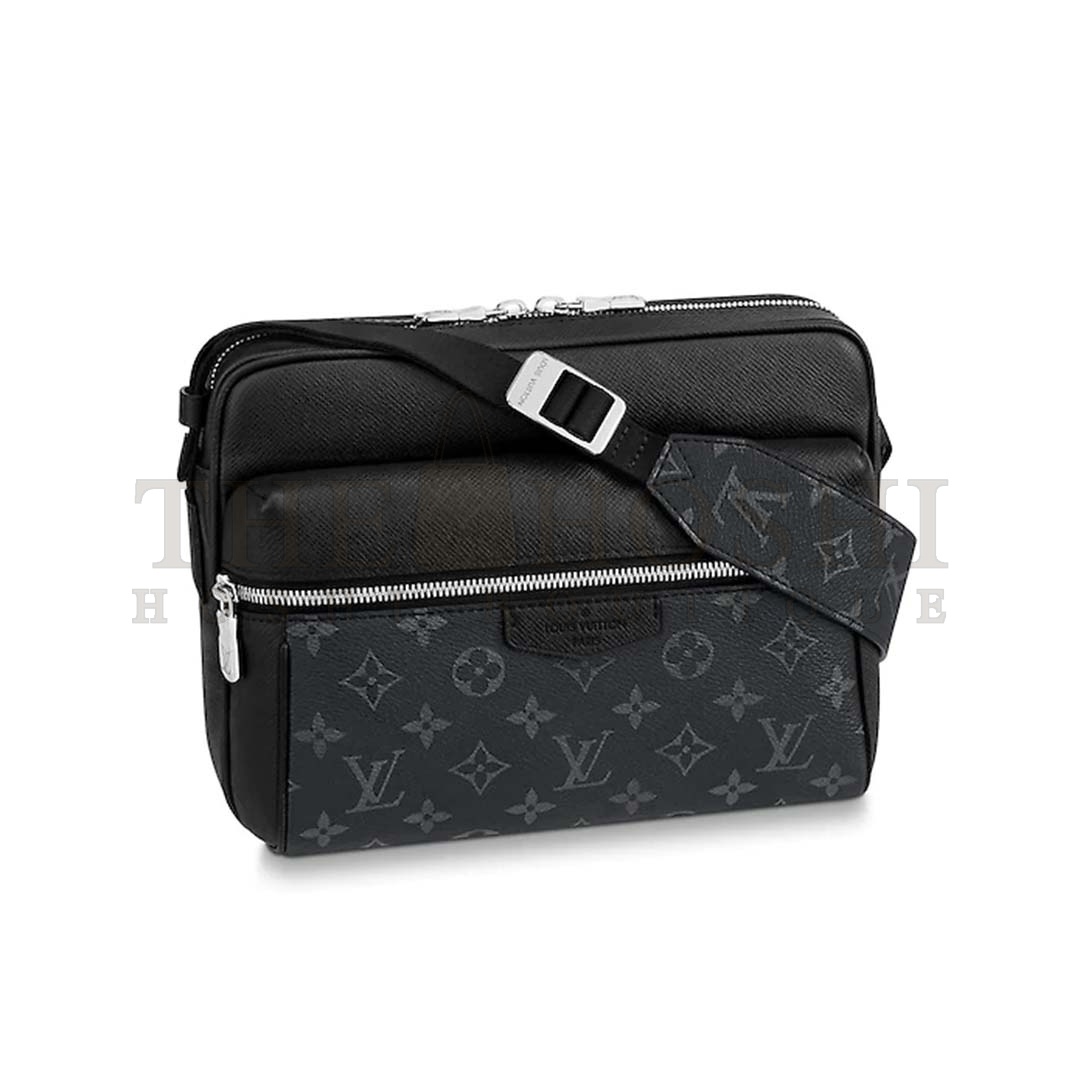 L0vis Vvtt0n LV Men Outdoor Messenger Bag in Taïga Leather with Monogram Canvas-Black Master Quality
