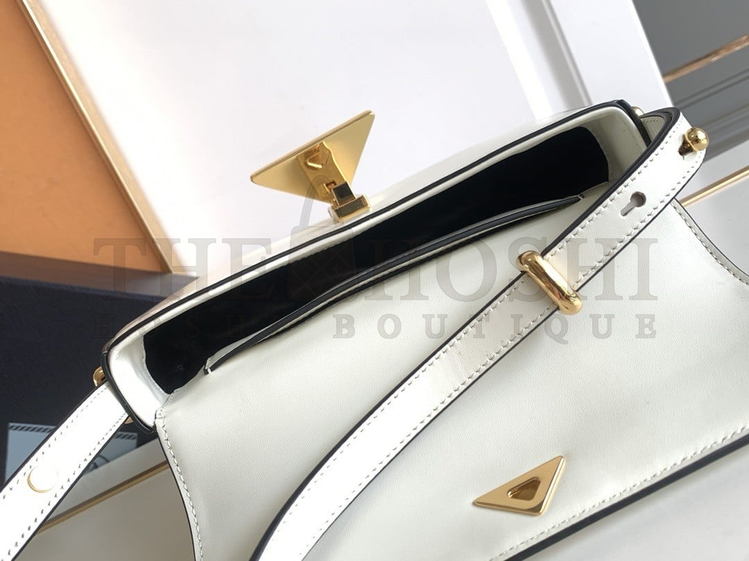 Pra*a Shoulder Bag in White Smooth Calfskin Master Quality