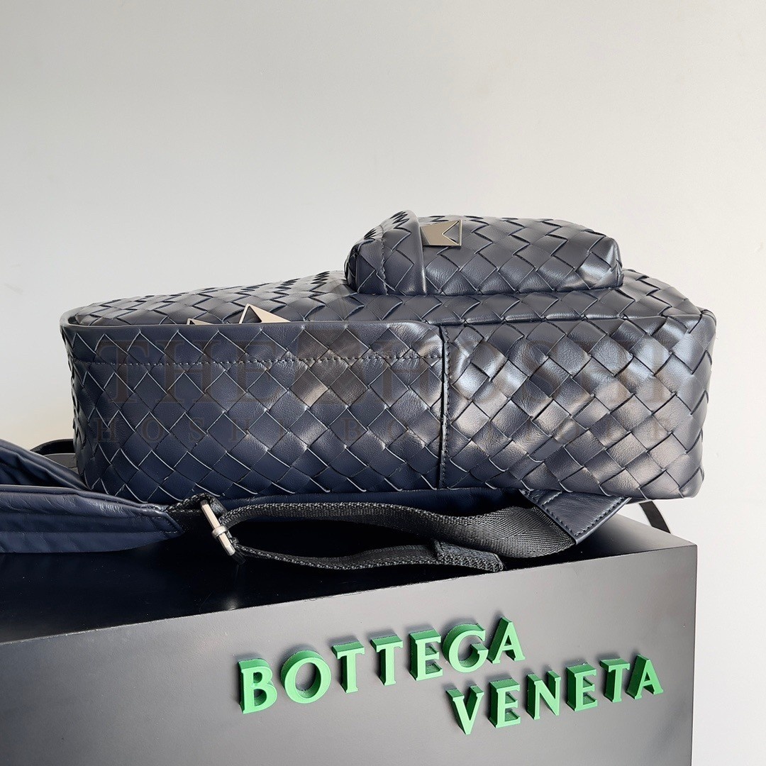 B0tt*ga Ven*ta Small Backpack In Dark Blue Intrecciato Calfskin Master Quality