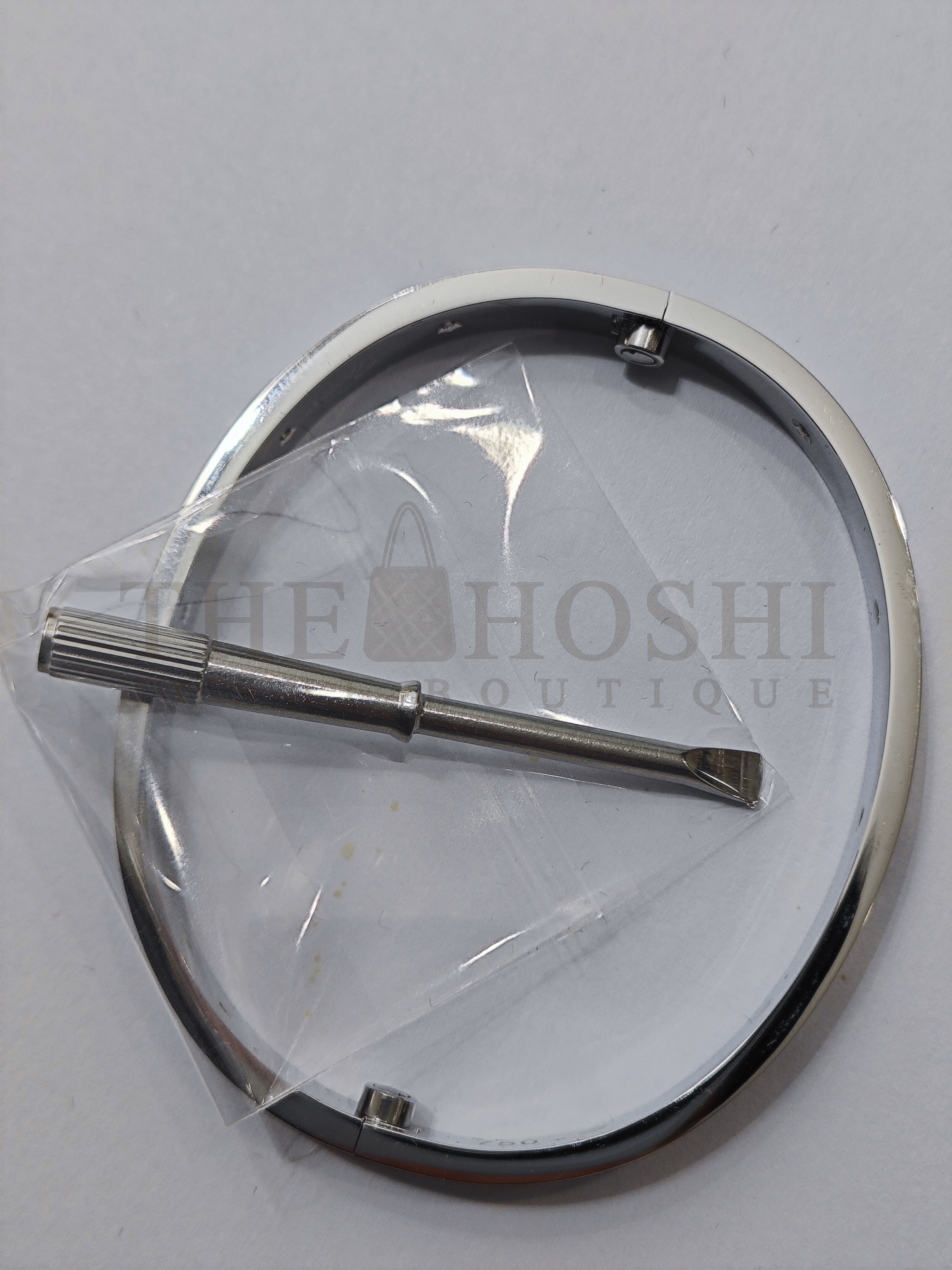 Ca*t1er Love Bracelet Dupe with Ten D1am0nds in White Gold Master Quality