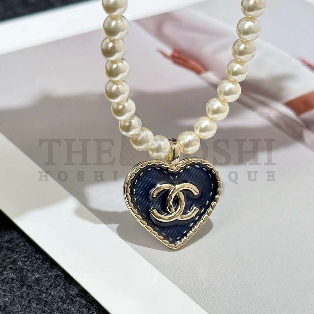 Ch**el Women CC Pendant Necklace Metal Glass Pearls Gold Blue Pearly White Master Quality
