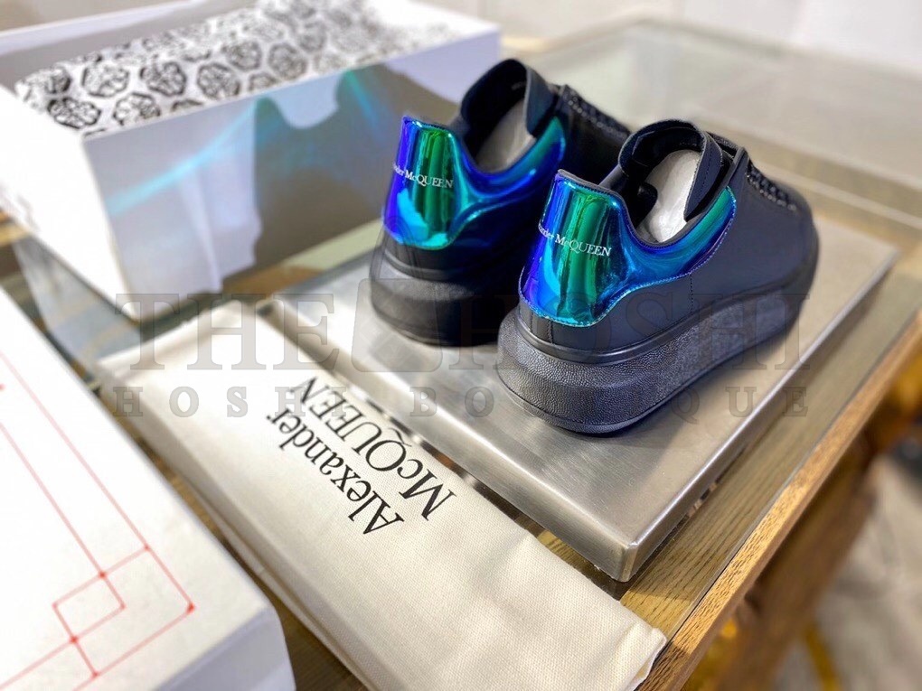 A1exa*der Mcqv*en Women