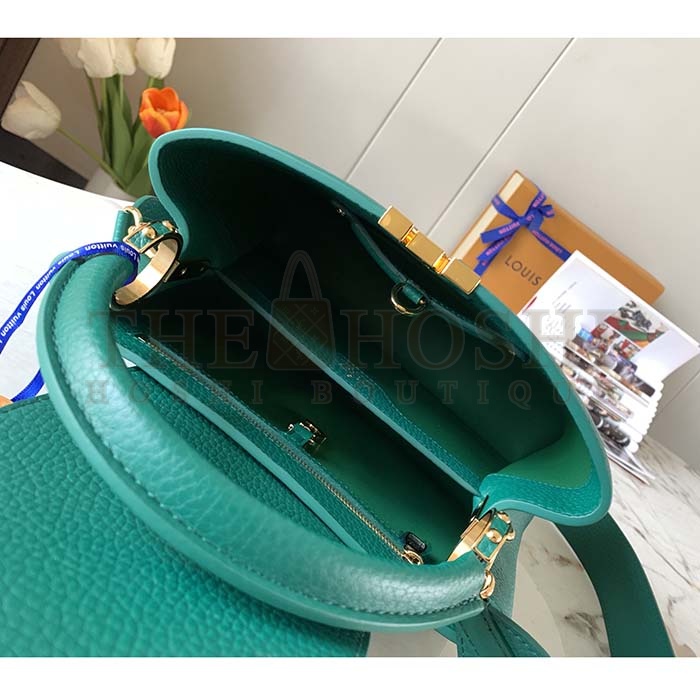 L0vis Vvtt0n LV Women Capucines BB Handbag Emeraude Green Taurillon Leather Master Quality