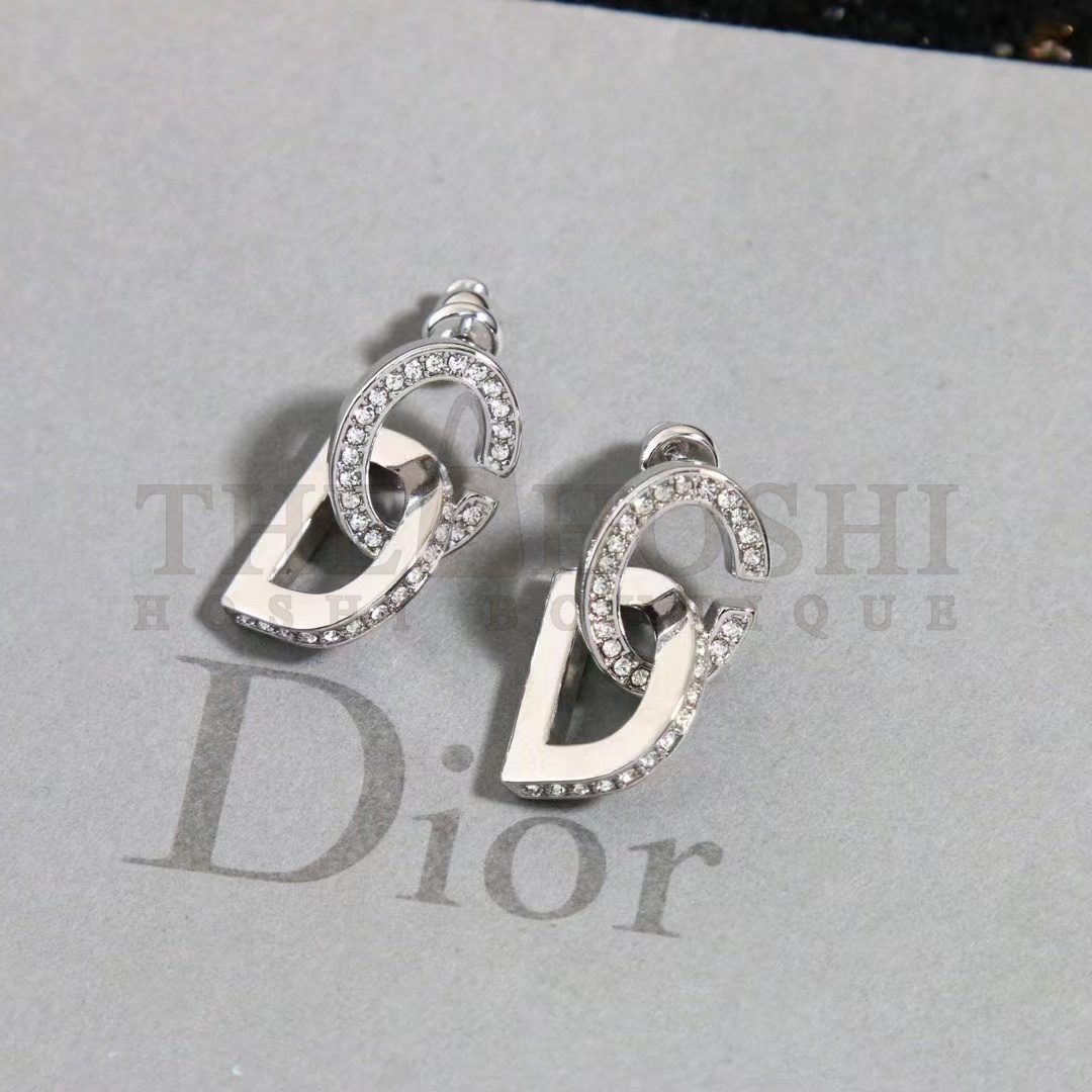 D10r Women CD Lock Earrings Silver-Finish Metal Silver-Tone Crystals Master Quality