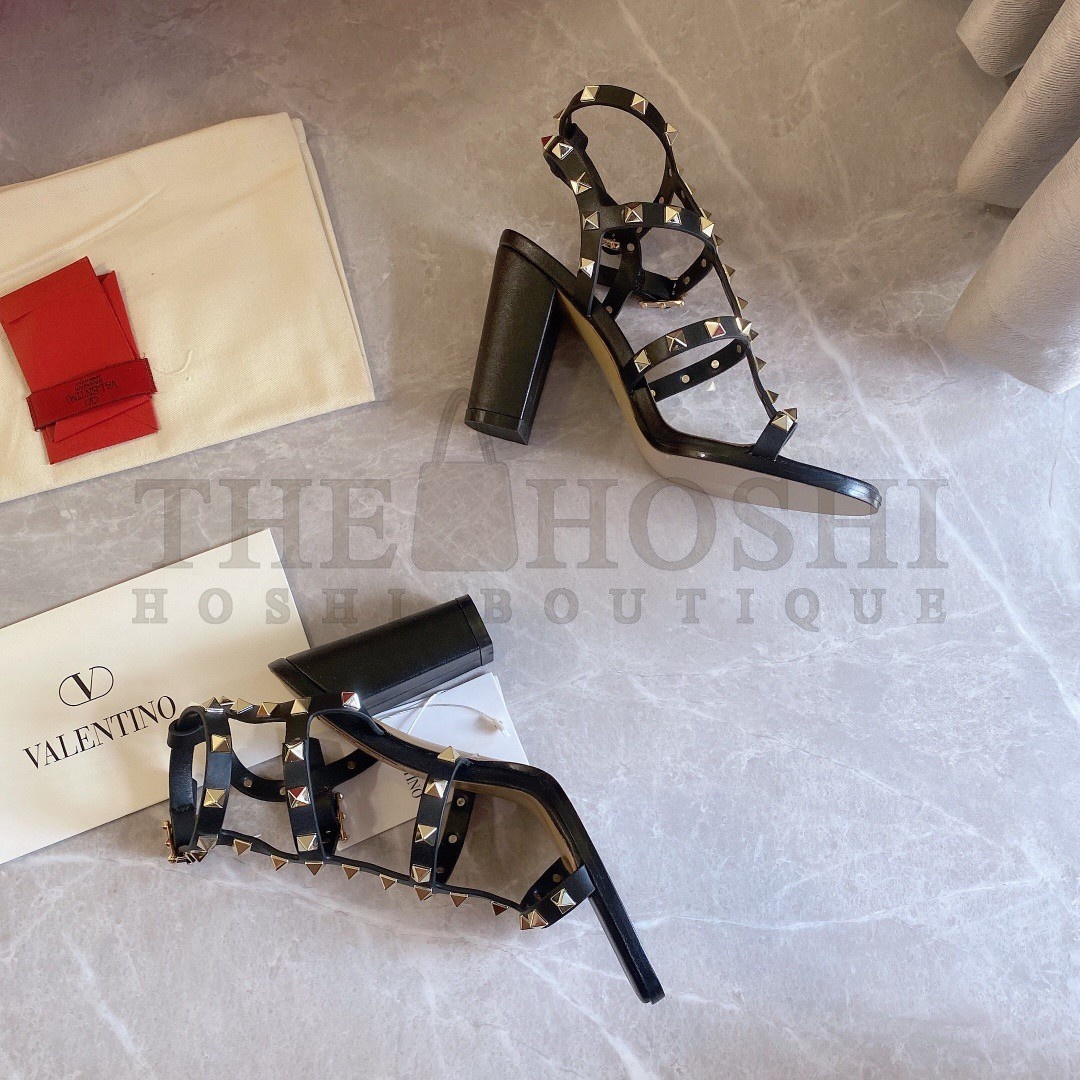 Va1e*ntin0 Rockstud Ankle Strap Sandals 90mm In Black Calfskin Master Quality