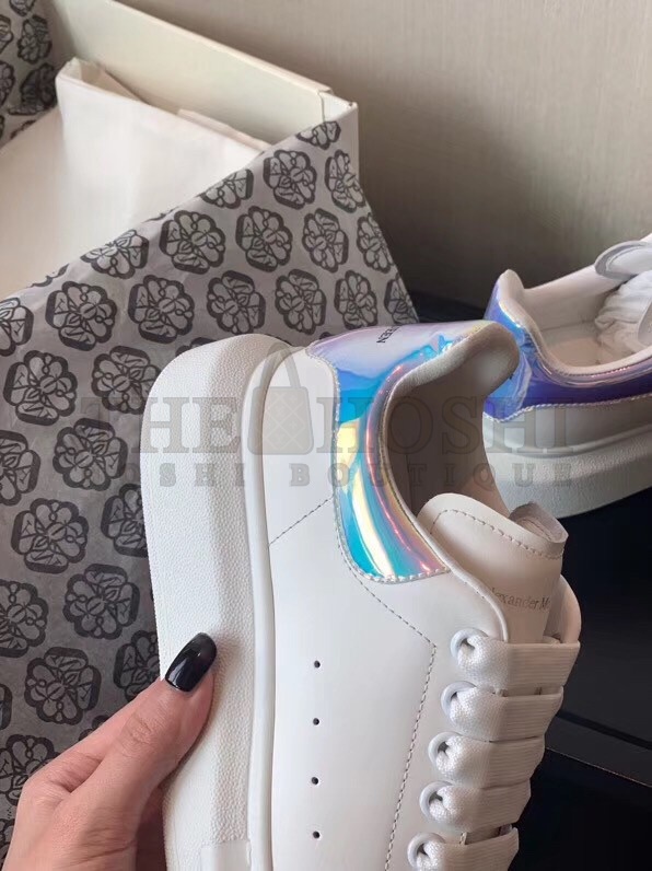 A1exa*der Mcqv*en Women