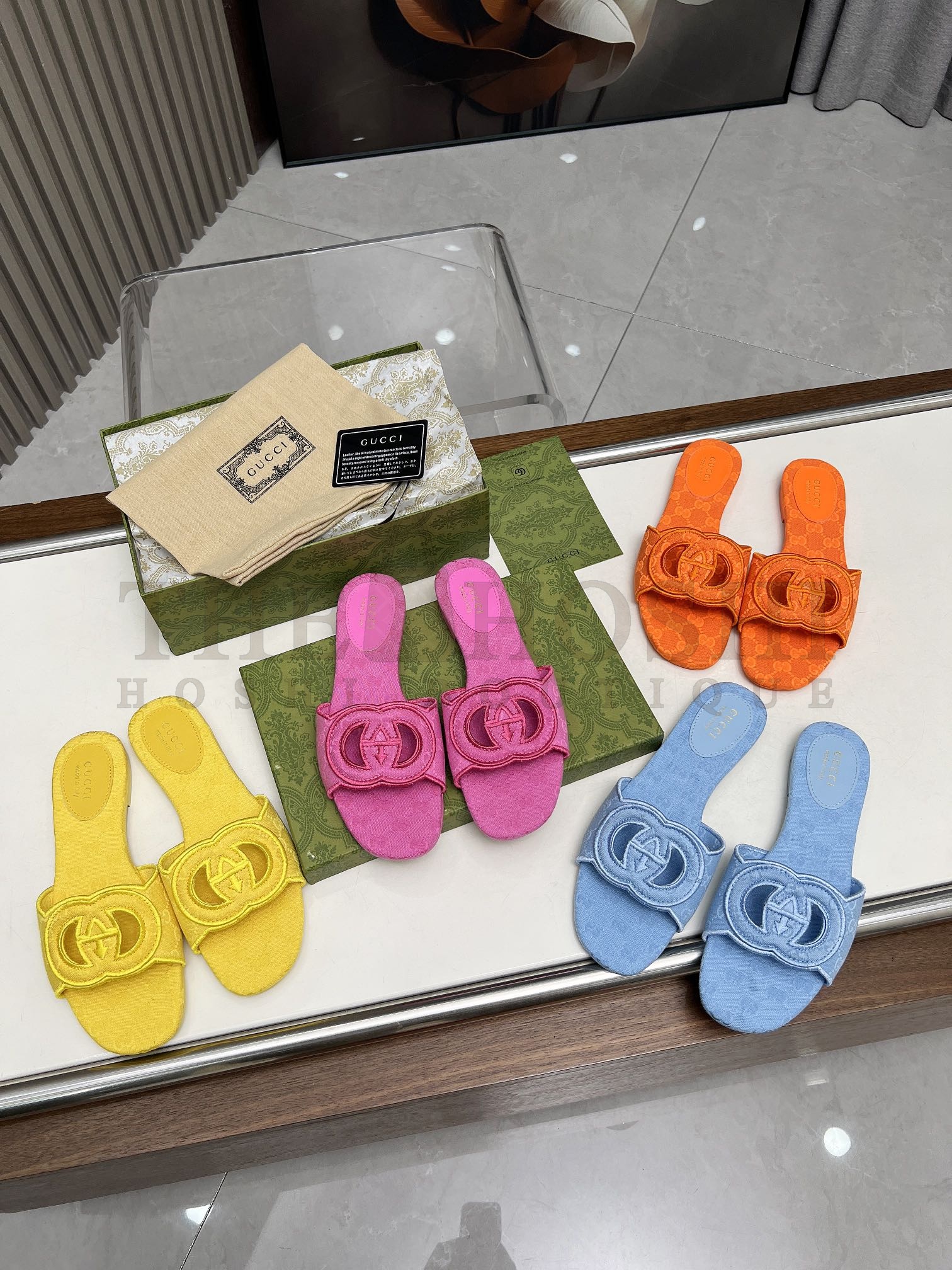 Gvc*1 sandals sliper Master Quality