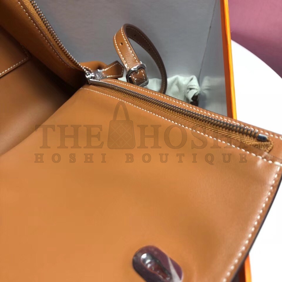 H**me5 GR24 Backpack In Gold Swift Calfskin Master Quality