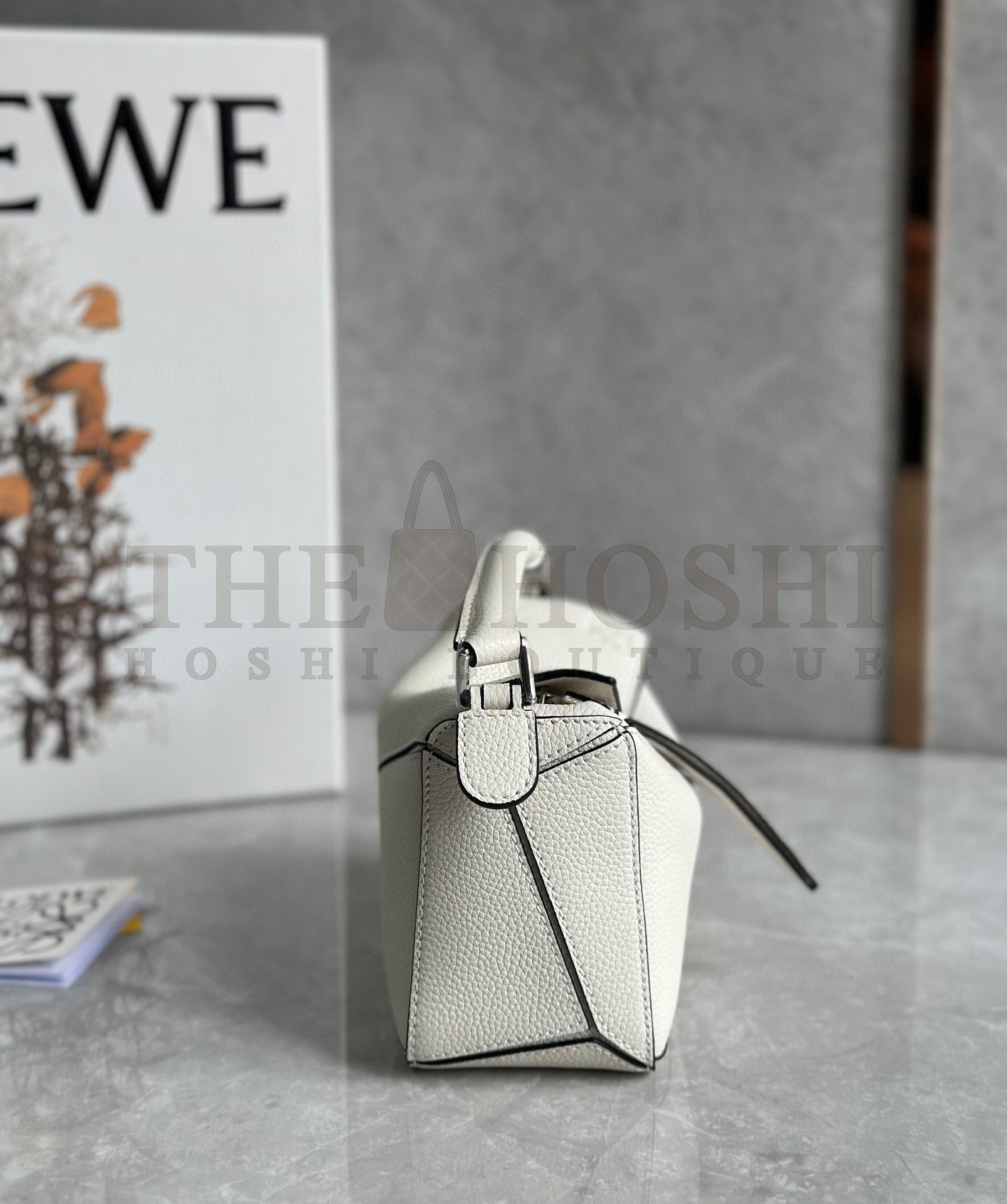 L0ew* Puzzle Mini Bag In White Grained Calfskin Master Quality
