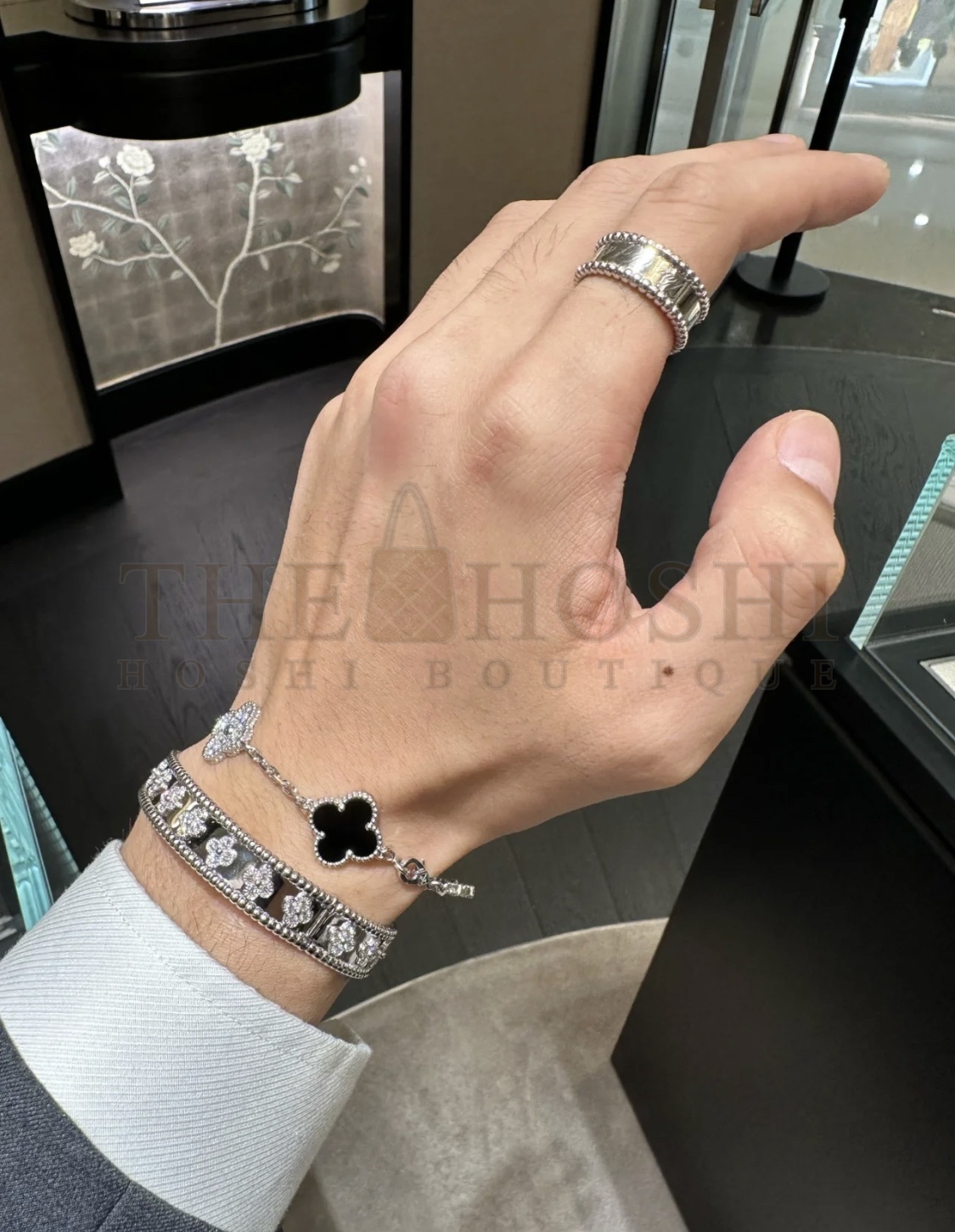 V*n Cl**f & Arpels Clover Bracelet, Vintage Alhambra bracelet, 5 motifs Master Quality