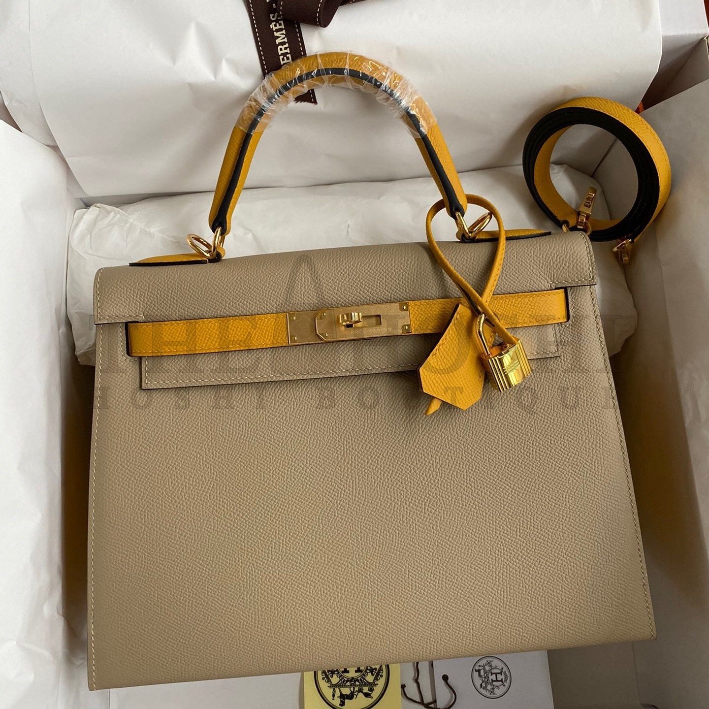 H**me5 Kelly Sellier 28 Bicolor Bag in Trench and Yellow Epsom Calfskin Master Quality
